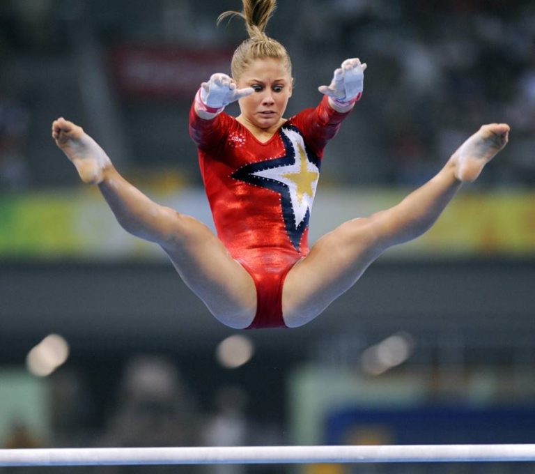 Shawn Johnson s Wardrobe Malfunction On The Exercise Floor Football Shawn Johnson s Wardrobe Malfunction On The Exercise Floor Football